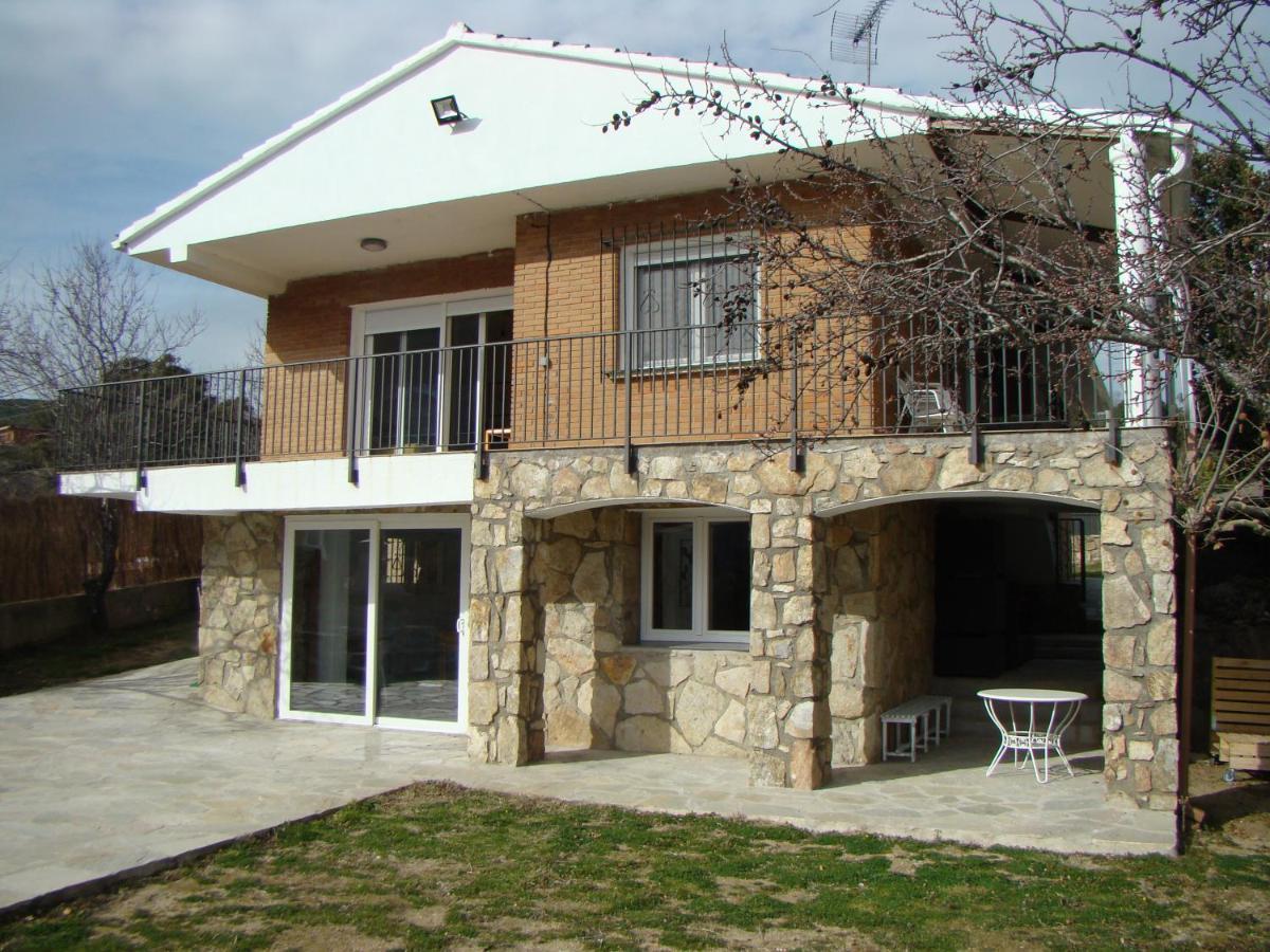 Chalet Con Piscina Y Bbq Para 10 Personas Сан-Мартин-де-Вальдейглесьяс Экстерьер фото